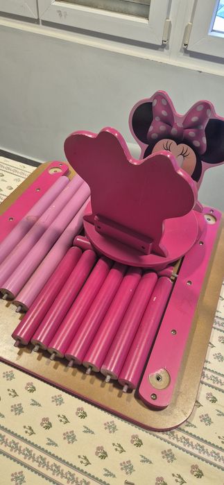 Mesa infantil minnie 2 cadeiras