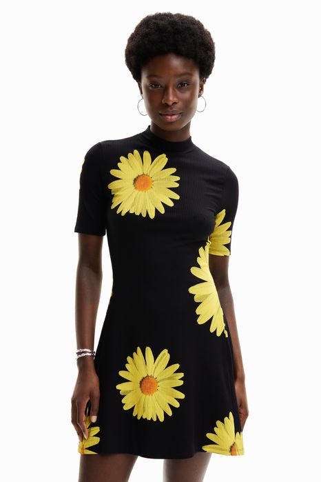 Sukienka dzianinowa w kwiaty Desigual L