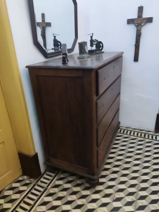 Cómoda/escrivaninha