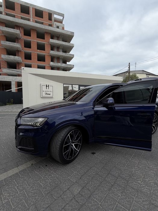 Продам Audi Q7 2020 року
