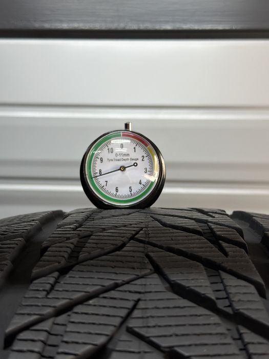 Зимові шини 235/40r19 (96Y) Vredestein Wintrac Xtreme S. Ціна 3000грн/шт.