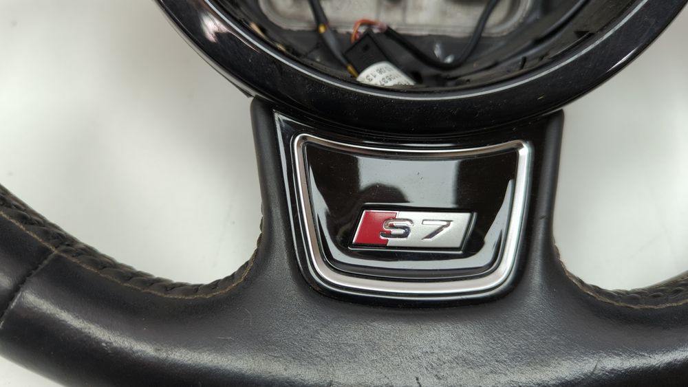 Кермо у зборі з кнопками для Audi S7 2012-2015