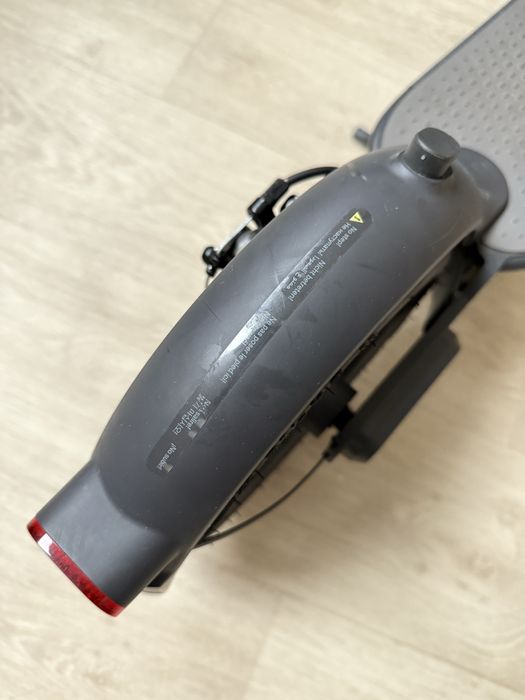 Електросамокат Xiaomi Mi Electric Scooter Essential Black