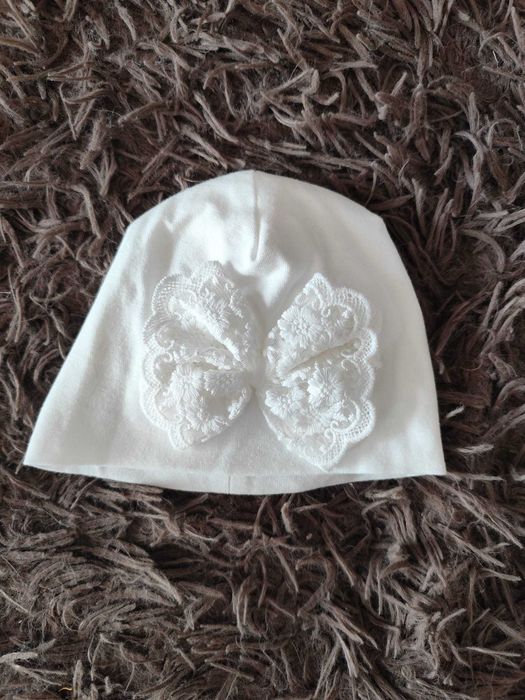 Czapka do chrztu, kolor ecru