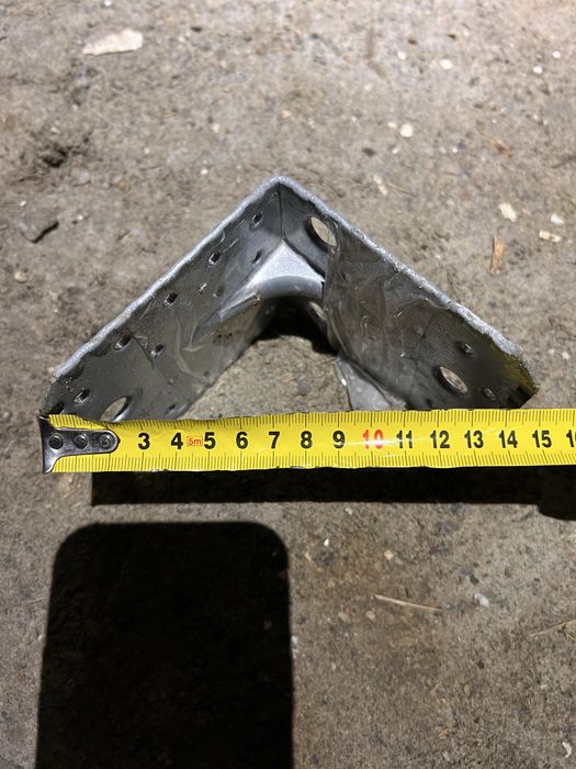 Уголки металлические строительные