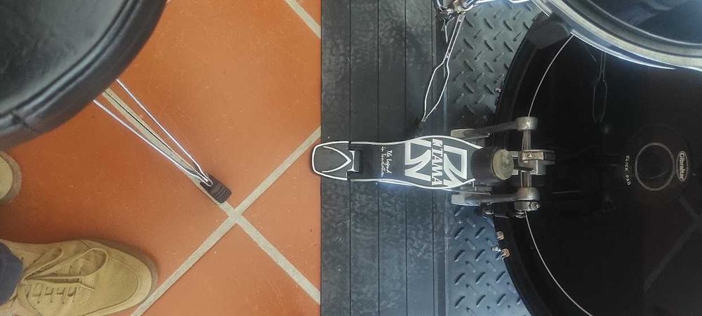 Bateria Acústica, Suportes e Pratos