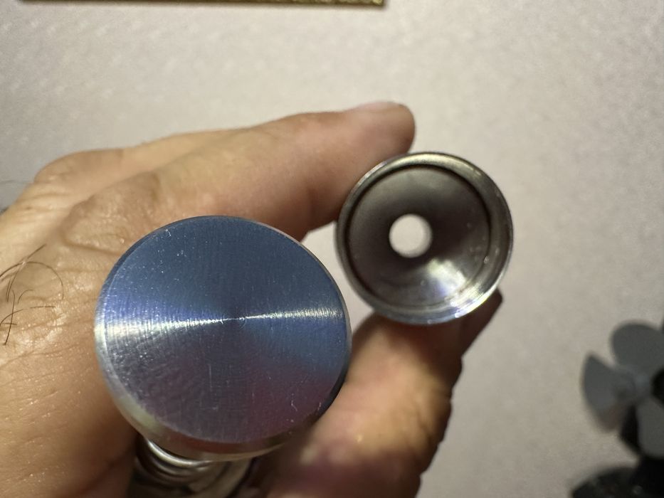 Продаю мельницу для перца