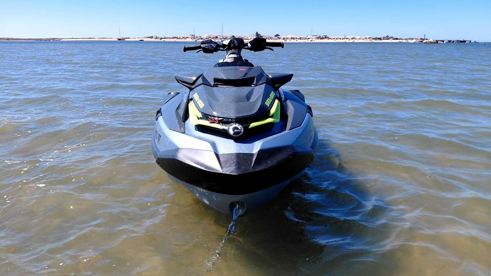 Moto de água seadoo RXT325RS