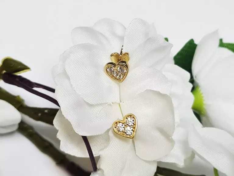 Delikatne złote kolczyki serca  1,36G P585