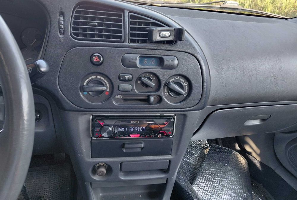 Mitsubishi colt 136 mil kms