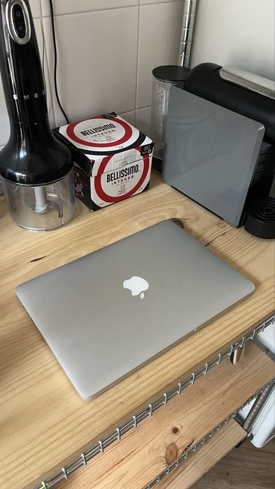 Macbook Pro / 16gb RAM / 1TB SSD / Core i7