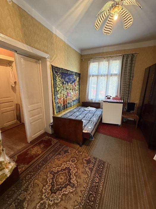 Продаж 1/2 будинка в м.Кіцмань
