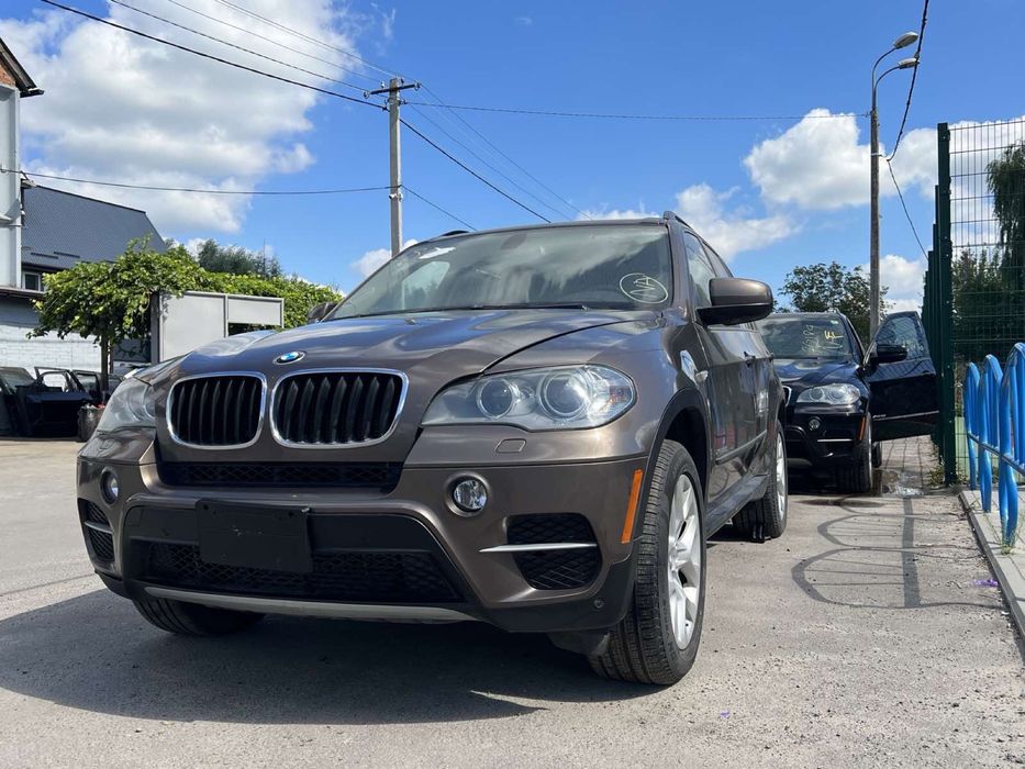 Крыло левое правое БМВ Х5 Е70 крило ліве праве BMW X5 E70 крилья крила