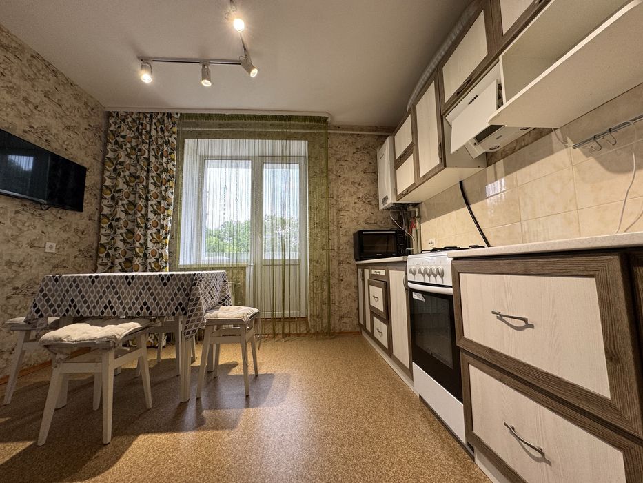 3-кімнатна квартира 78 м²  біля Стрілецької набережної v714