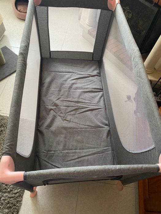 Cama de criança/bébé portátil