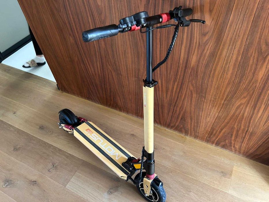 Hulajnoga Motus 8.5 lite pro