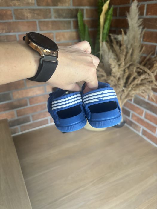 Sandałki dla chlopca adidas r. 25