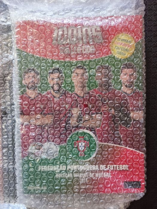 Icoins Collection  COMPLETA + Brincos e colar KINAS EURO 2004  + Escudos-Preço muito abaixo do mercado!