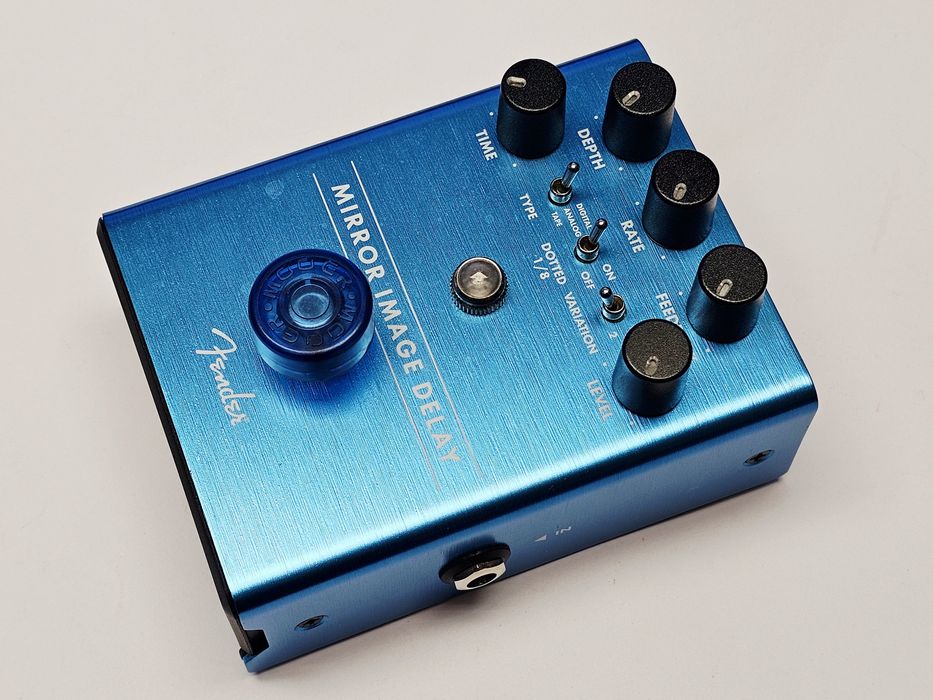 FENDER Mirror Image Delay