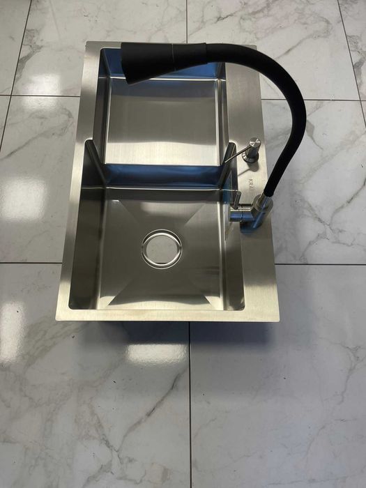 Мийка для кухні Kraft 7848 АR права сіра та гнучкий кран Venta VS473SB