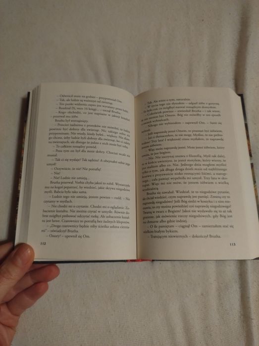 Terry Pratchett - Pomniejsze bóstwa