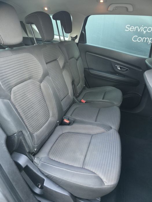Renault Scenic / 138.500 km / 7 Lugares