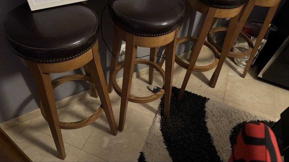 2 Bancos altos em pele, 83 cm altura