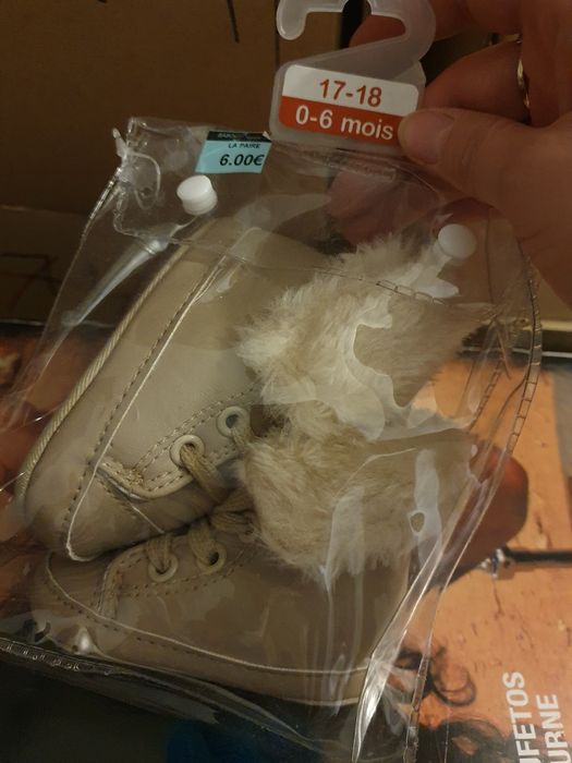 Skarpetki, buciki niechodki nowe