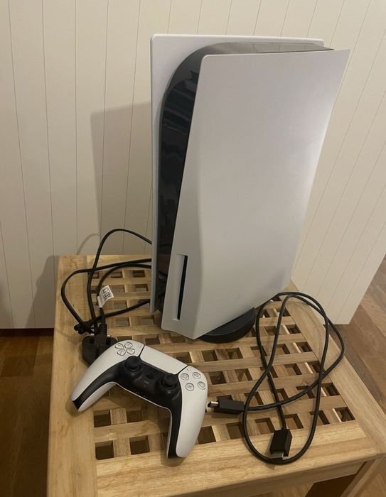 PlayStation 5 Console64729960351107120