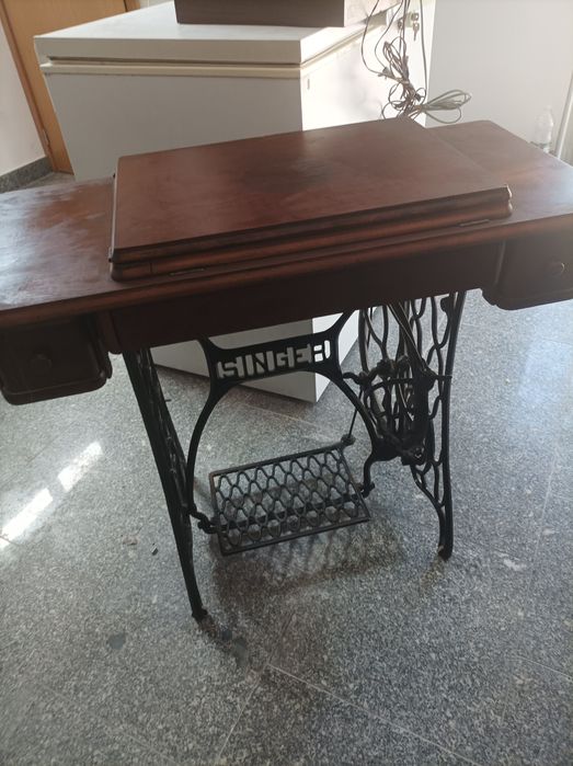 Vendo máquina de costura