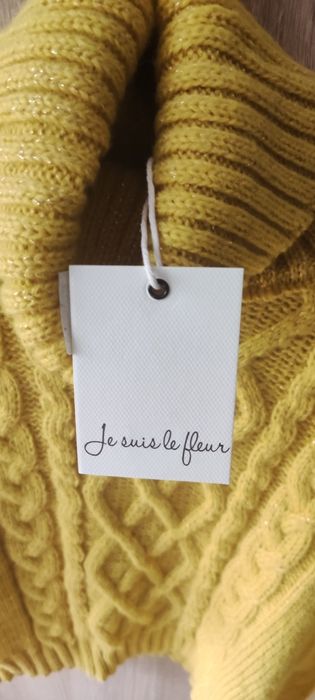 Новий жіночий светр