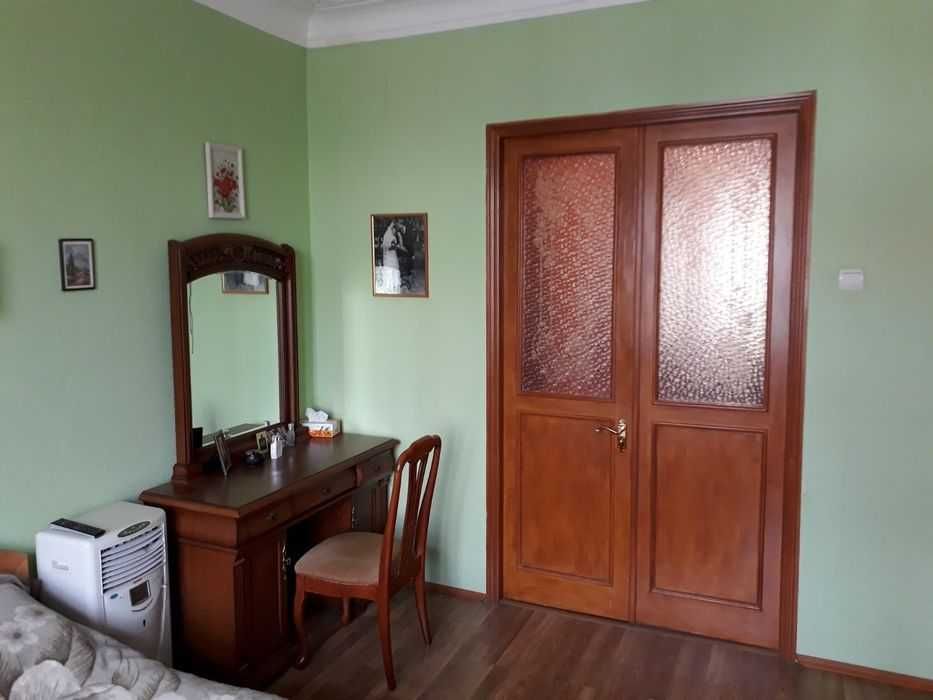 Продаж квартири по вул. Золотоустівська, Солдатська слобідка