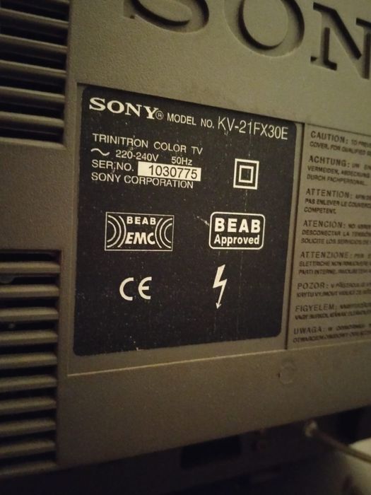 Televisão Sony Trinitron CRT com Comando 21 polegadas