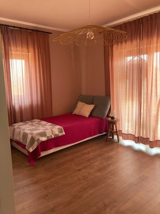 Moradia T3 Reabilitada em 2024 | Terreno 2.800 m² | Gaia