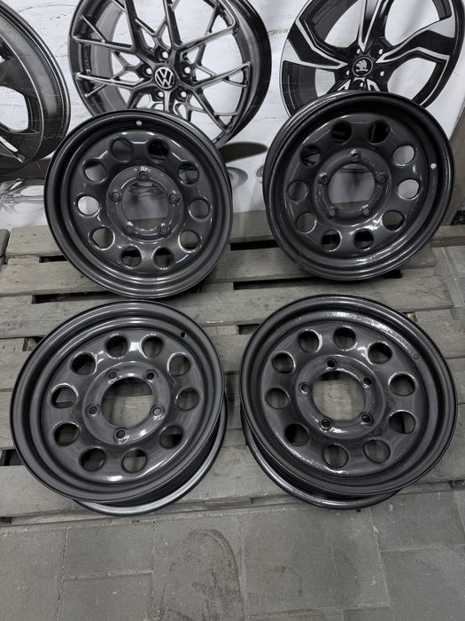 Диски металеві 5/139.7/15 Suzuki   Niva