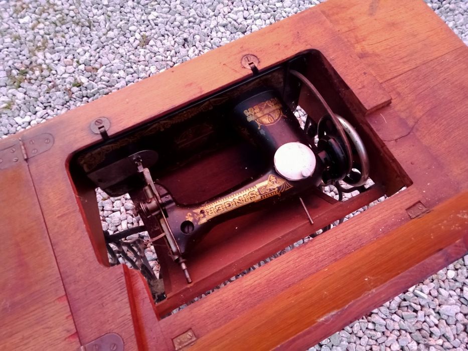 Maszyna do szycia Singer antyk