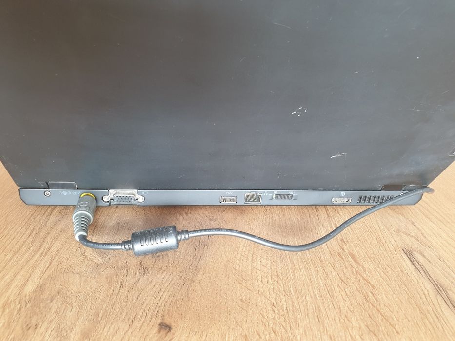 Laptop Lenovo X301 ThinkPad sprawny z zasilaczem