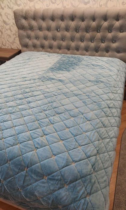 велюрове покривало на ліжко