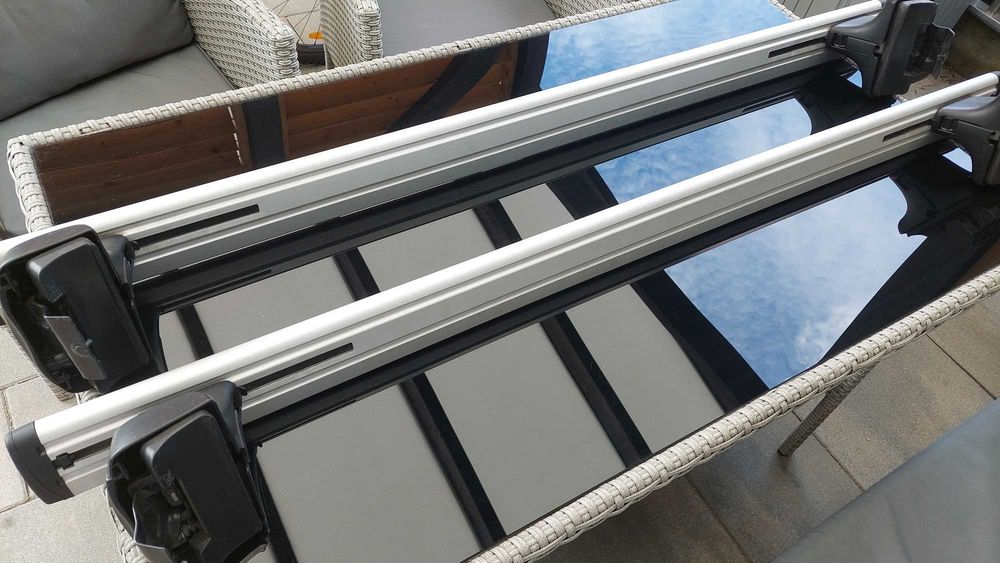 bagażnik dachowy - belki THULE Wingbar 127 cm + stopy THULE 754 + kit THULE 1779 pod Skoda Fabia III