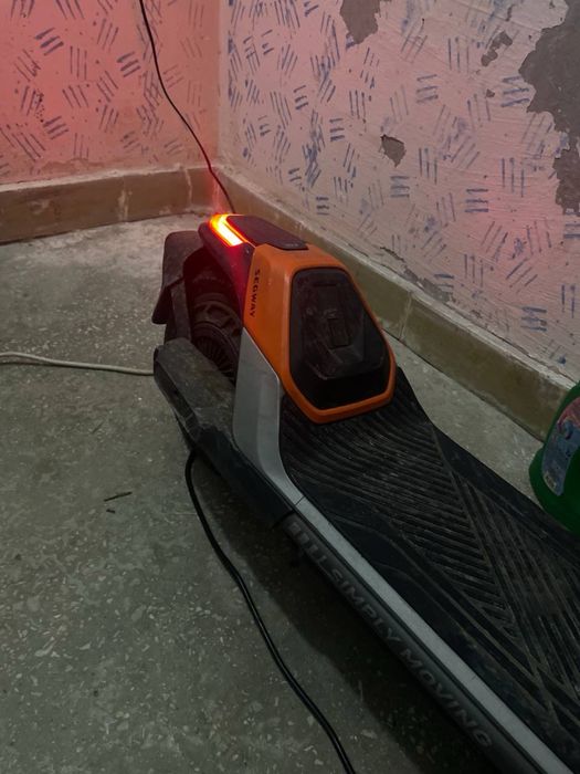 електросамокат Ninebot Segway P65