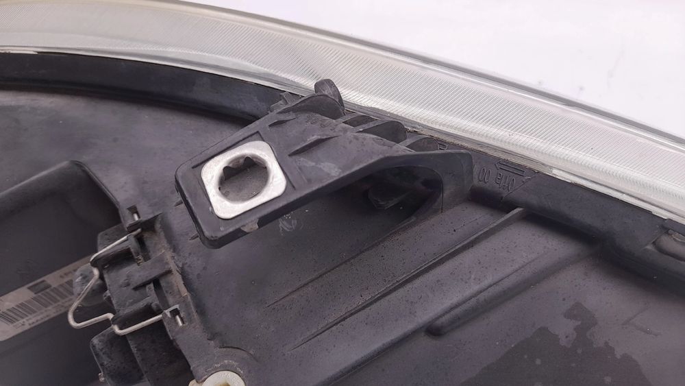 Ótica / farol esquerda SEAT Altea (5P1)