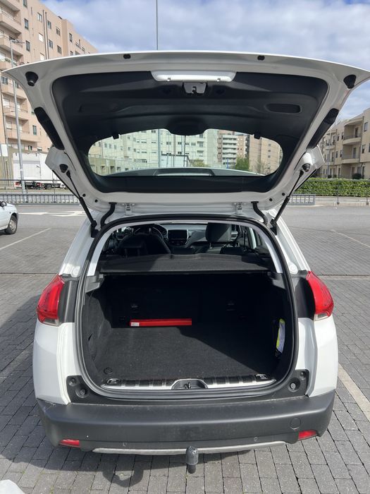 Peugeot 2008 1.2 PureTech Allure