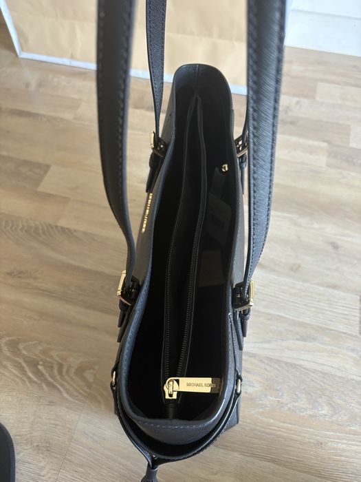 Mala Michael Kors nova