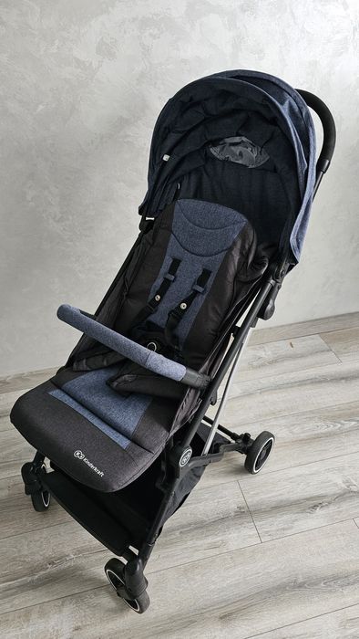 Прогулянкова коляска / візок Kinderkraft Indi.