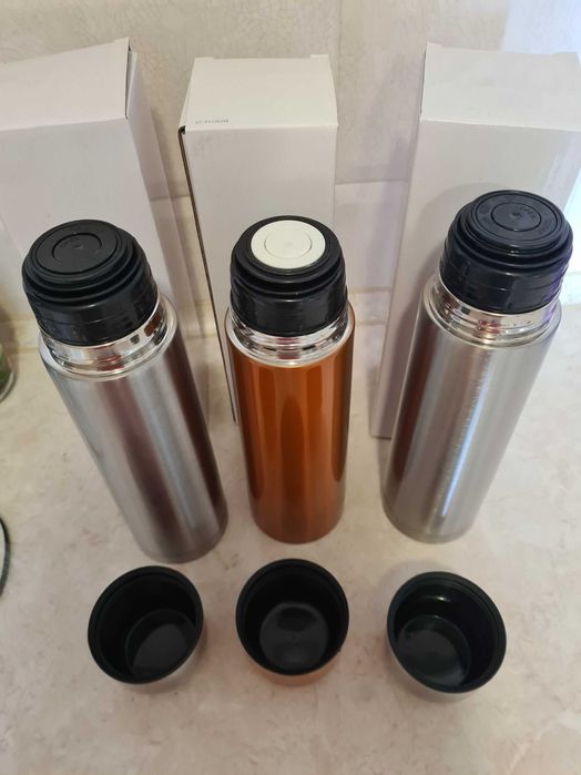 Термоси об'ємом 0,5 літри