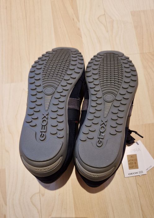 Ténis Geox Novos Modelo U52T5C 022ME Navy