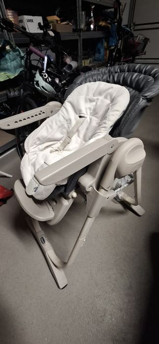 Fotelik dla dziecka Chicco do spozywania posilkow