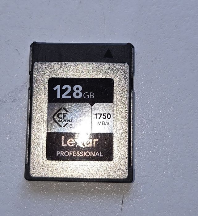 Cartão Memória Cf Express tipo B - Lexar 128gb - Sandisk 128gb