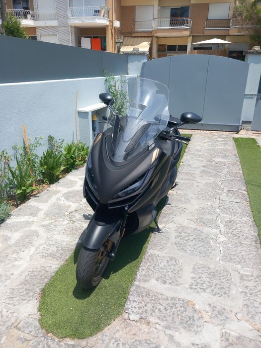 Baixa de preço Zontes 350e  de garagem