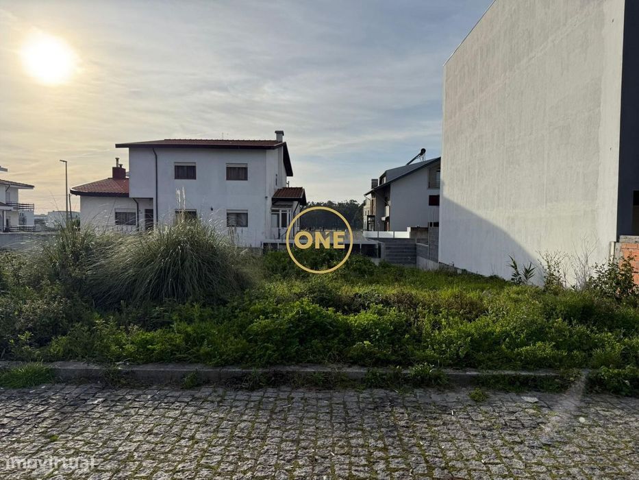 Lote de terreno para venda na freguesia de Argivai — Póvoa De Varzim, Beiriz E Argivai, Porto